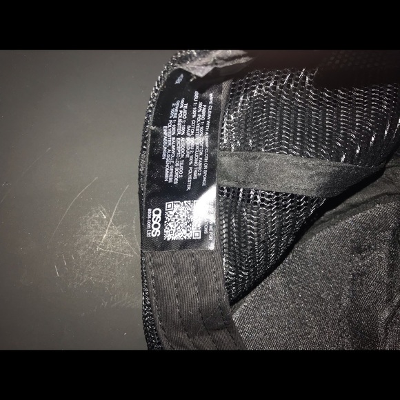 Black ASOS snapback hat - Picture 6 of 7